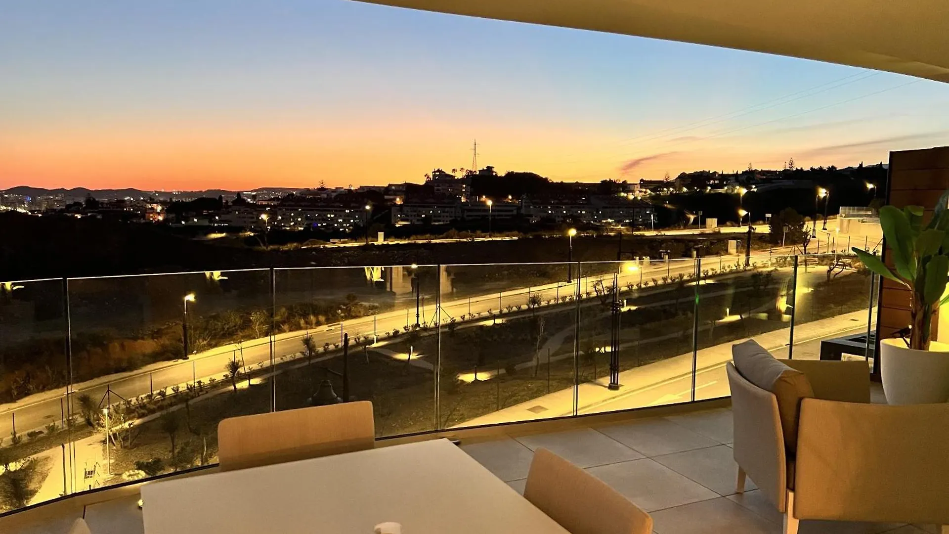 Panoramica Views Superb Luxury Apartment Fuengirola 0*,  Ισπανία